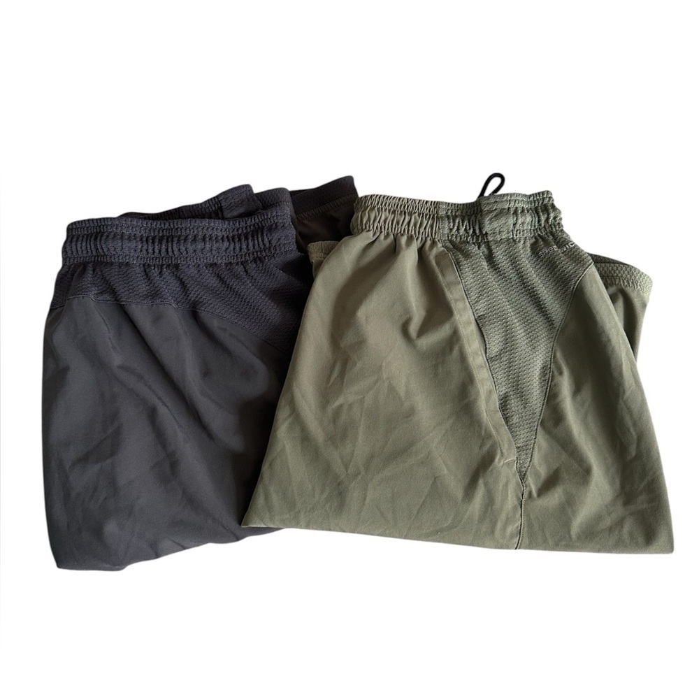 Bundle of 2 Reebok Men's Athletic Shorts, Dark Gray and Olive Green Both size XL